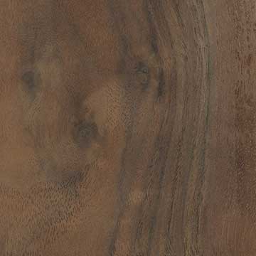 Орех Гиндса (Juglans hindsii) – древесина под лаком