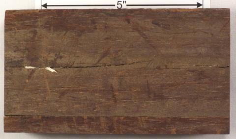 Азобэ (Lophira alata) – вторая сторона старая и шероховатая